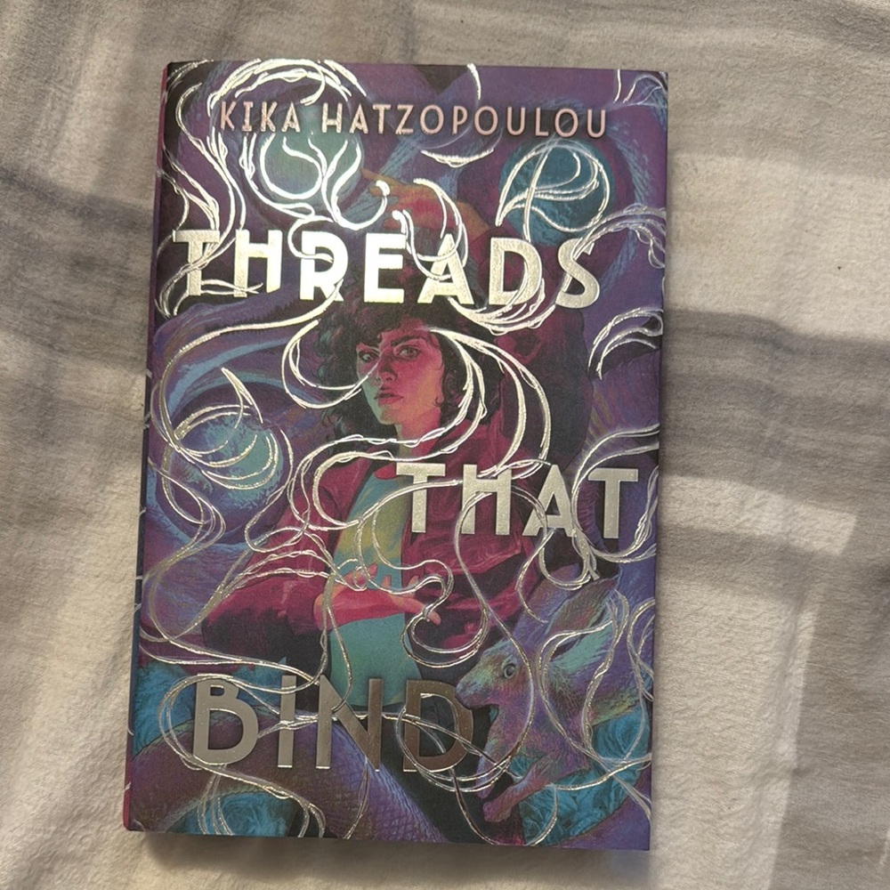 Threads that bind Kika Hatzapoulou